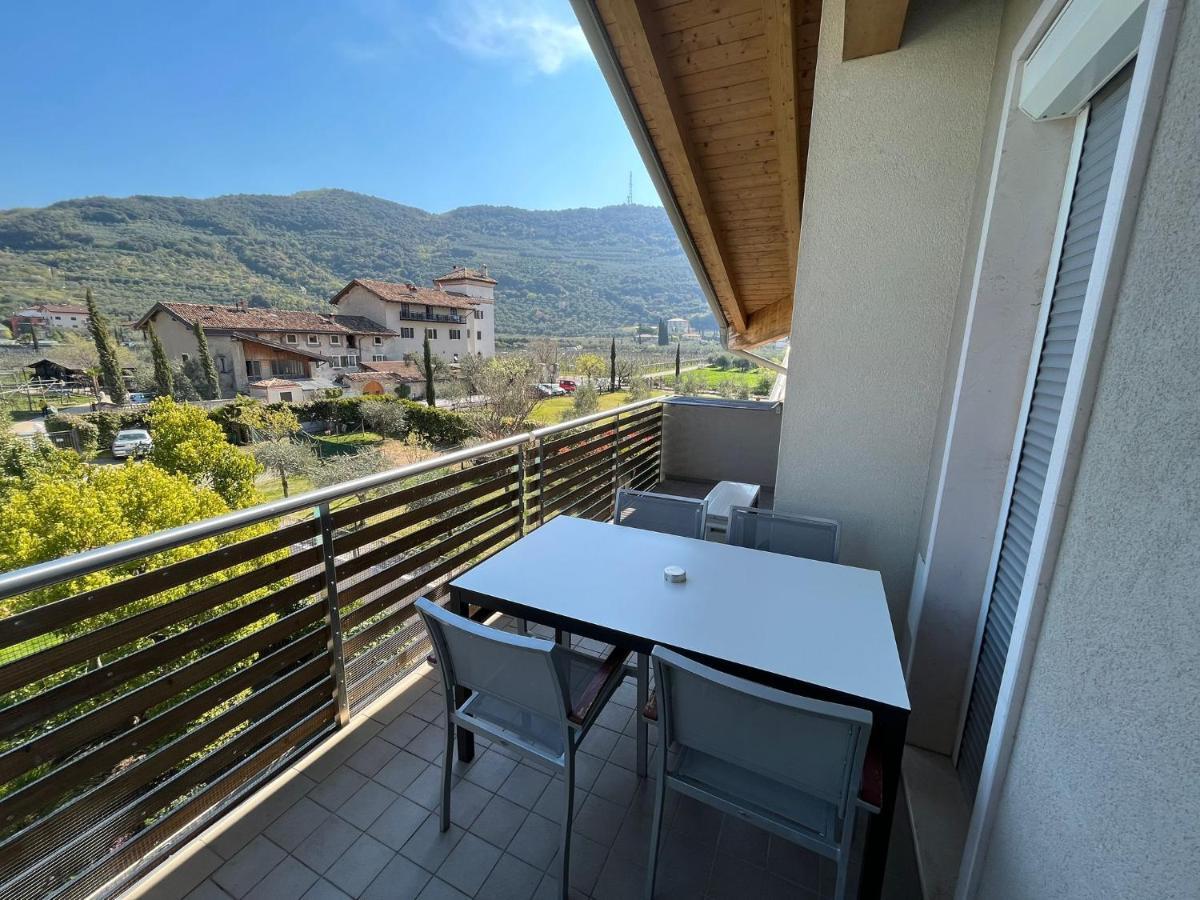 4 Limoni Apartment Resort Рива-дель-Гарда Экстерьер фото
