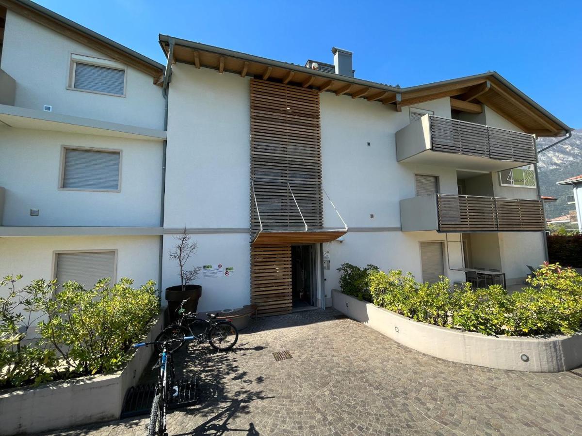 4 Limoni Apartment Resort Рива-дель-Гарда Экстерьер фото