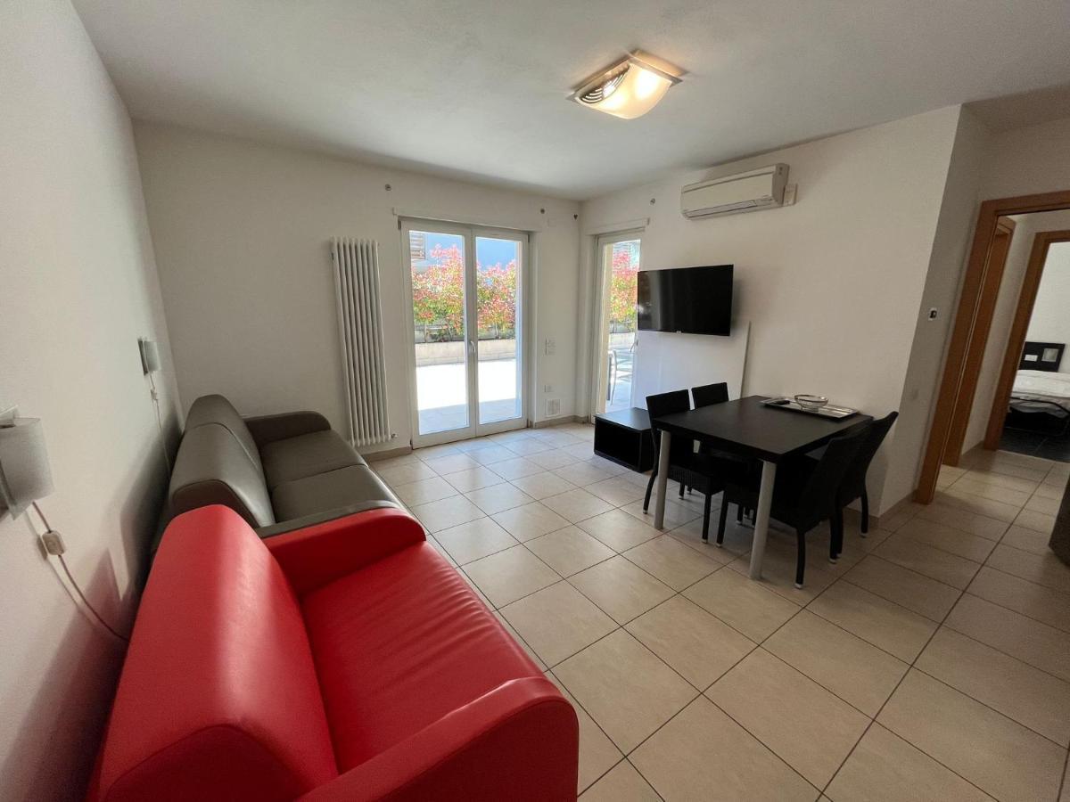 4 Limoni Apartment Resort Рива-дель-Гарда Экстерьер фото
