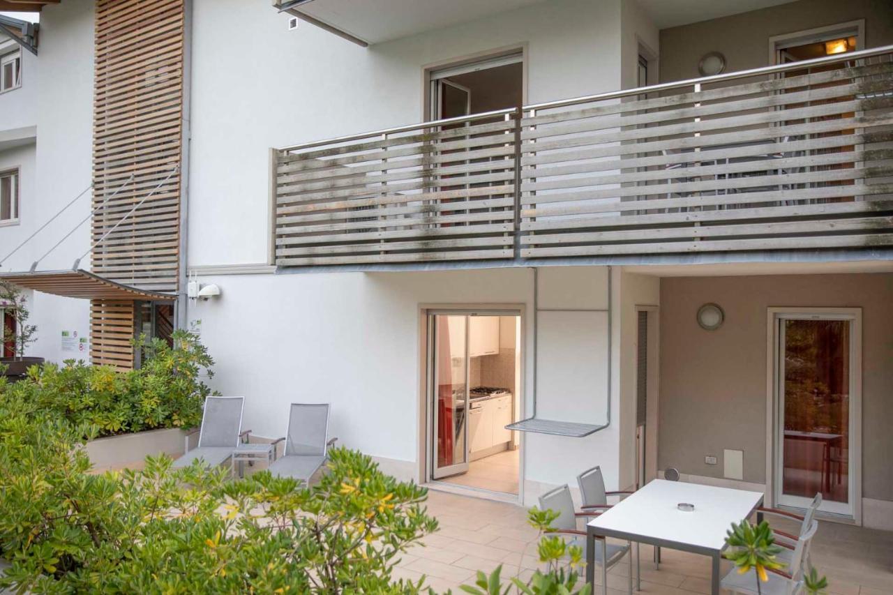 4 Limoni Apartment Resort Рива-дель-Гарда Экстерьер фото