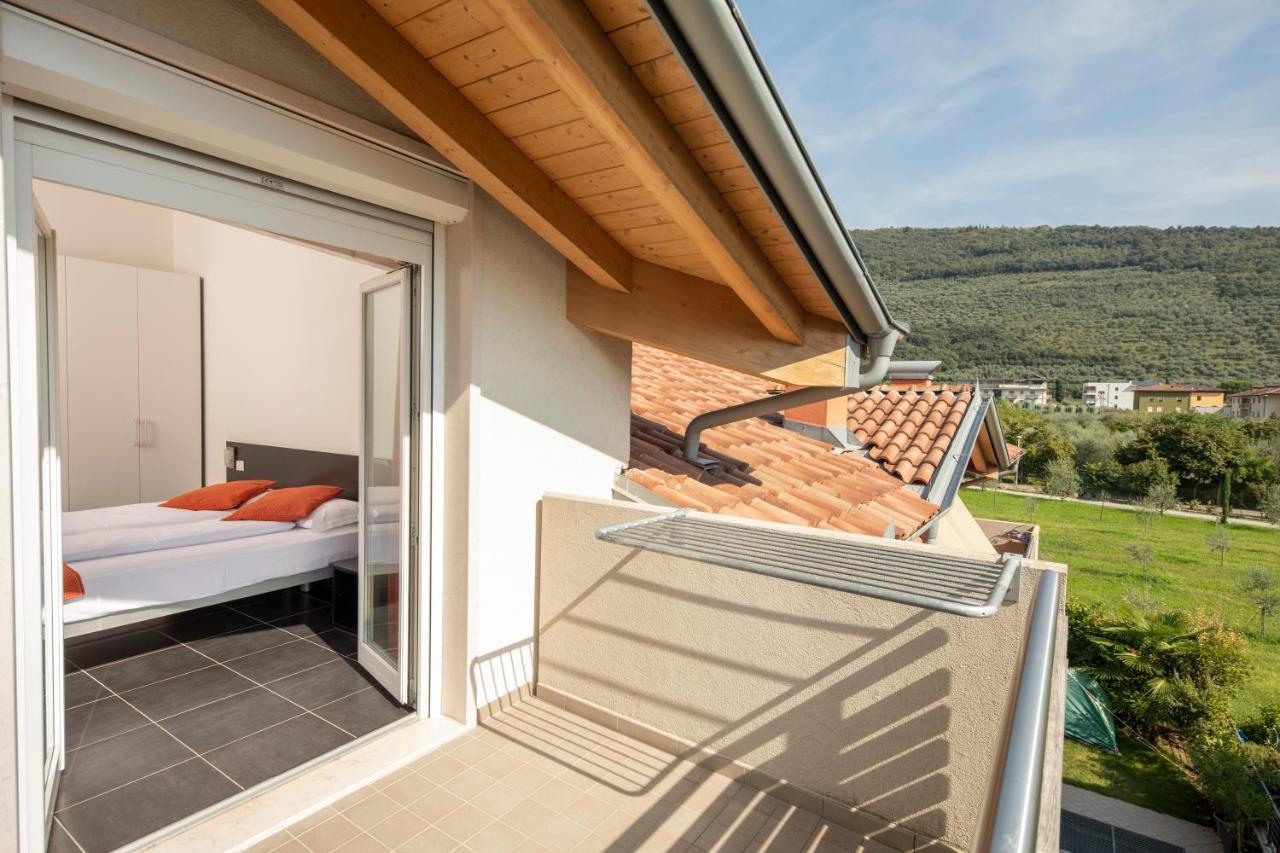 4 Limoni Apartment Resort Рива-дель-Гарда Экстерьер фото